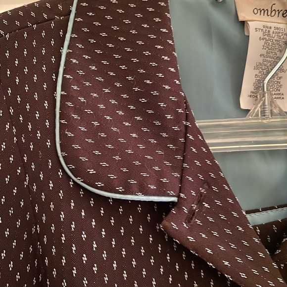 Dress suit with light blue detailing - Picture 3 of 8